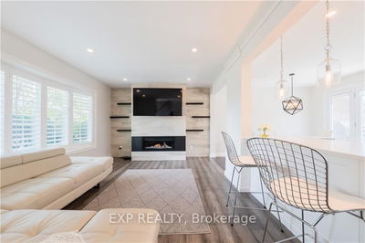 33 Darlington Dr, Hamilton - Gilbert image-0-2