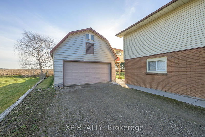 5054 Westchester Bourne   Thames Centre, N0L 1B0 | Image 27