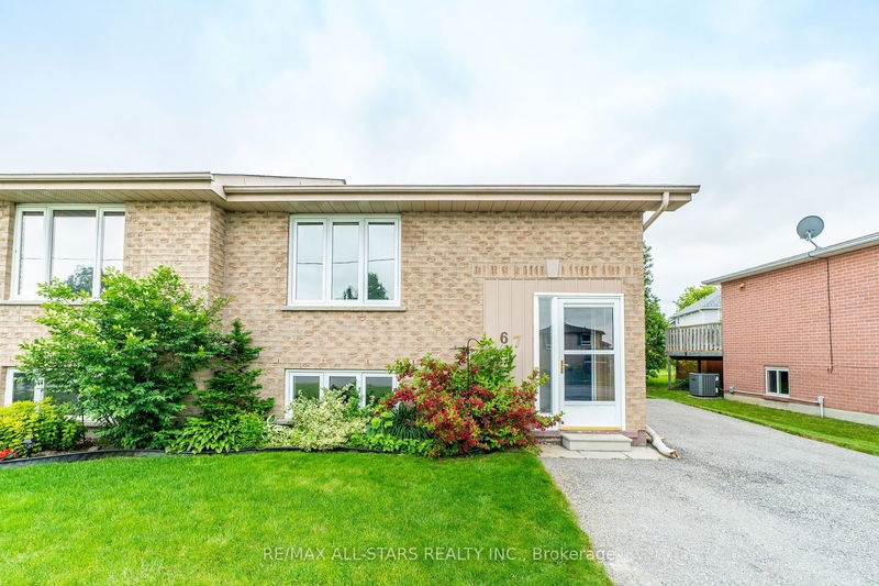 home for sale on 67 Eglington Street