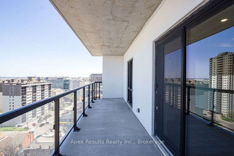 home for lease on 1111-15 Queen Street S