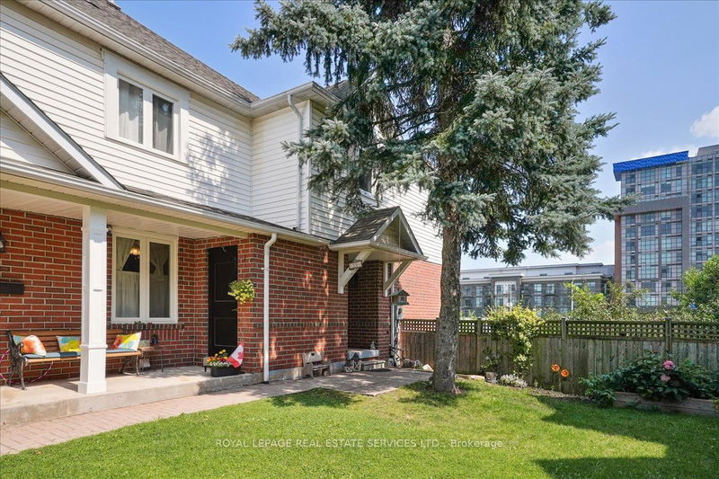 home for lease on 25 Thornlodge Drive