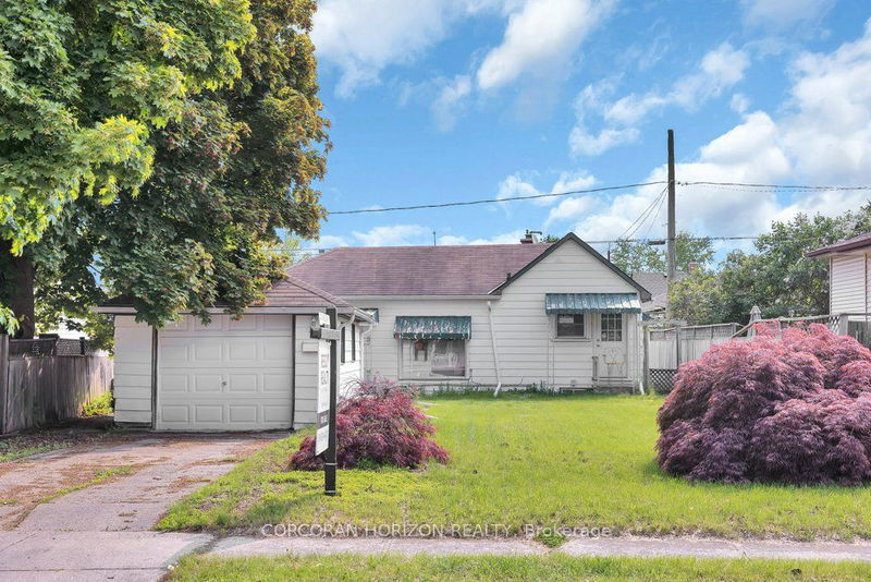home for sale on 115 Oakwood Avenue