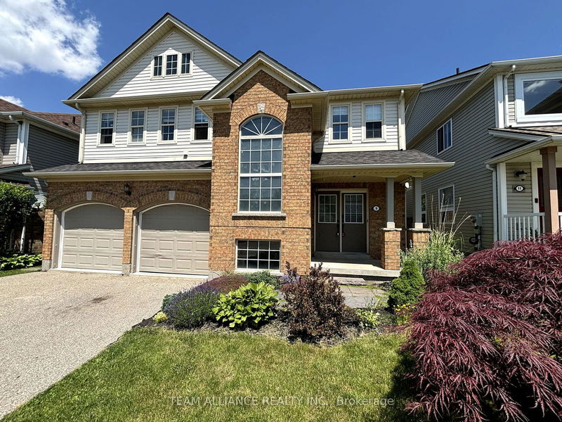 home for lease on 9 Mavin Street W