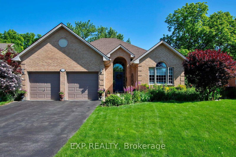 home for sale on 127 Glenridge Crescent