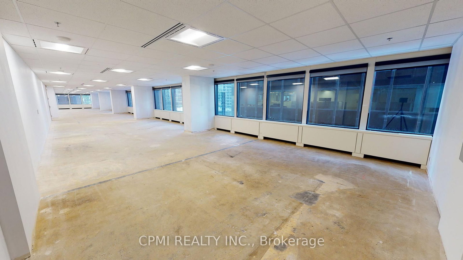 112 Kent Street, Unit 700