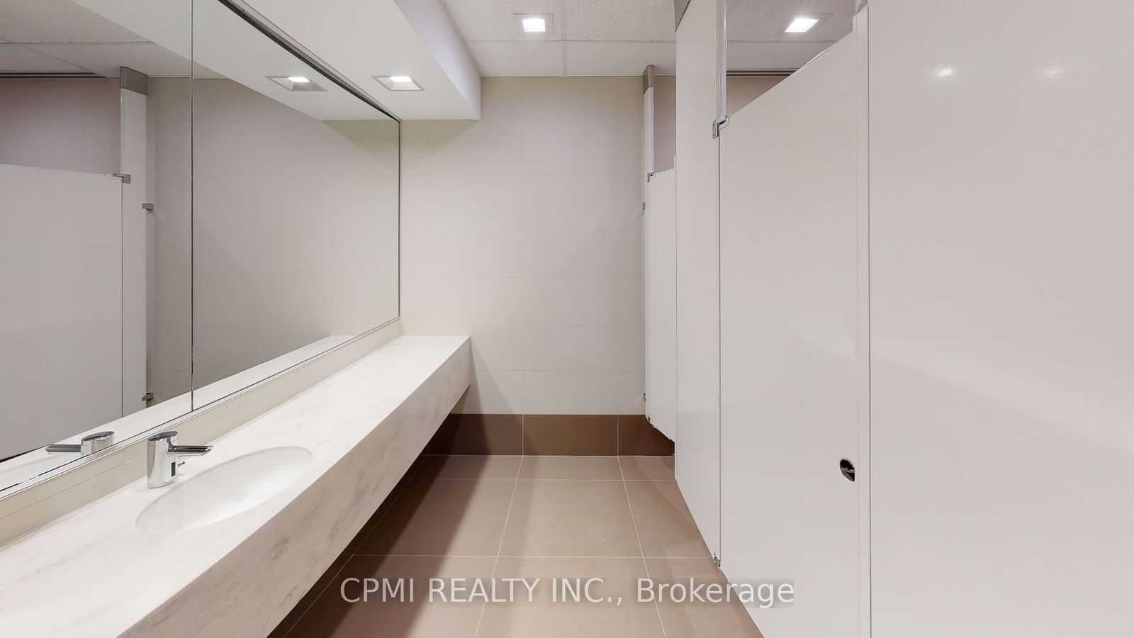 112 Kent Street, Unit 1501 - Photo 4