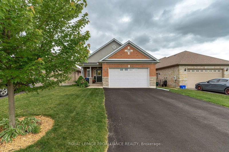 4 Trillium Crt  Belleville, K8P 5M5 | Image 2