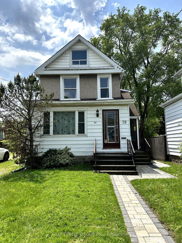 39 Royal Avenue