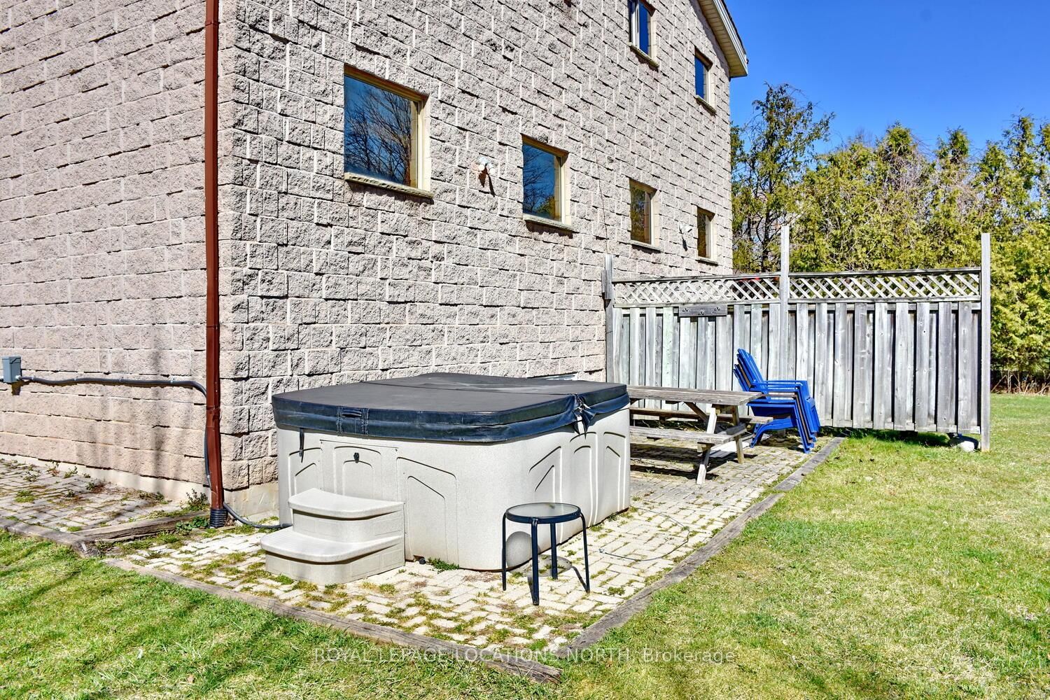 Listing Image 7
