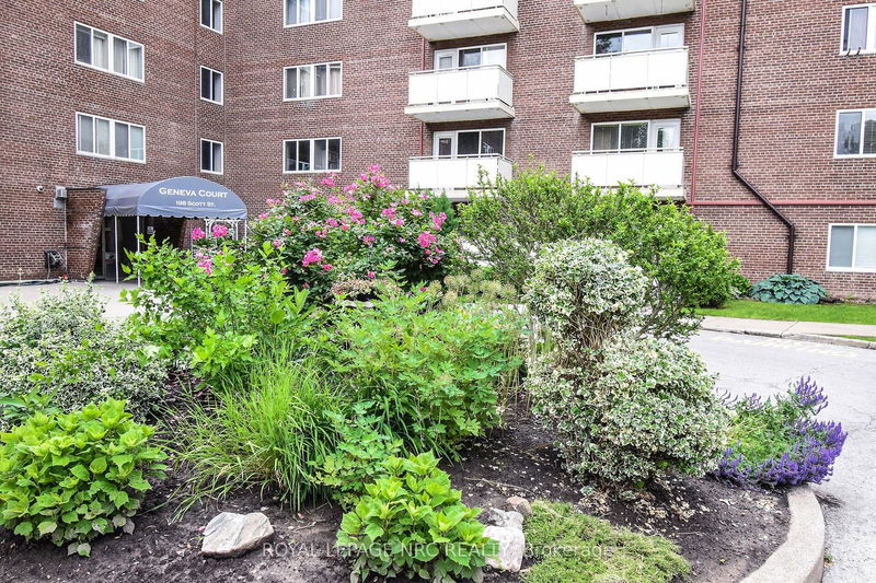home for sale on 415-198 Scott Street