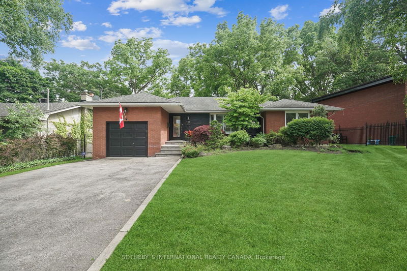 121 Grant Blvd  Hamilton, L9H 4L9 | Image 1