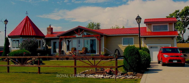 home for sale on 817 Lakeshore Road