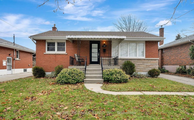 home for lease on 109 Welbourn Drive E