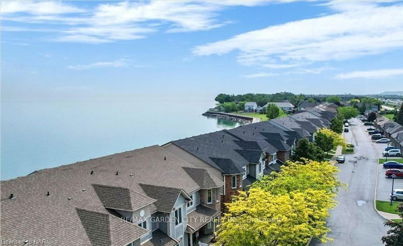 home for sale on 37-515 North Service Road
