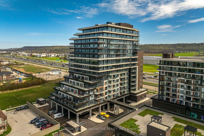 home for sale on 211-550 North Service Road