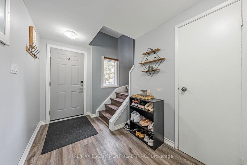 15 - 1255 Upper Gage Ave, Hamilton, L8W 3C7 | Image 3
