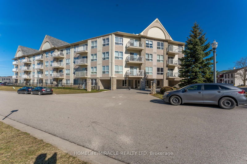 home for sale on 101-8 Harris Street