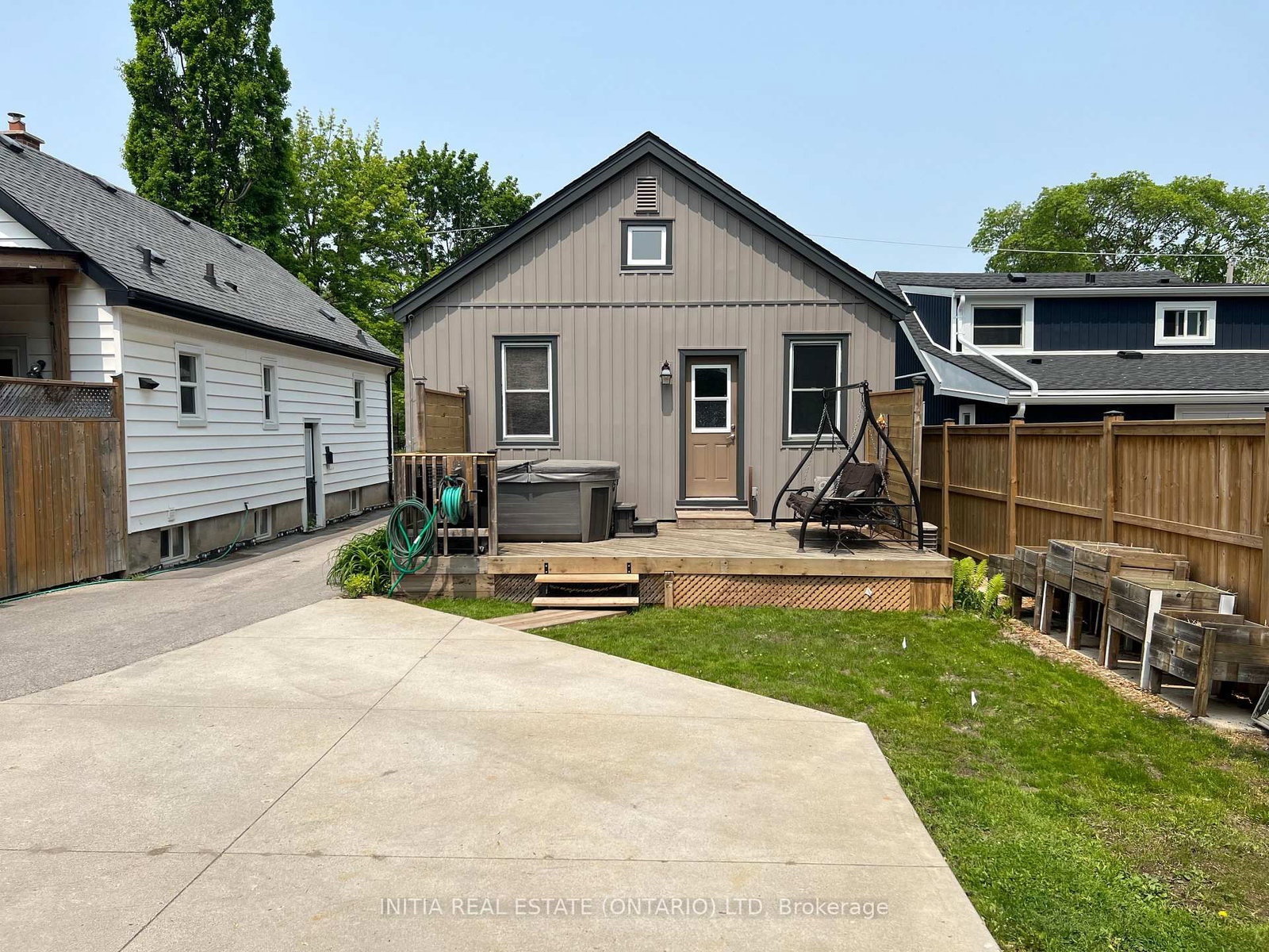 Listing Image 7