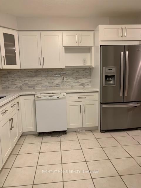 385 Havendale Cres, Waterloo, N2T 2T4 | Image 3