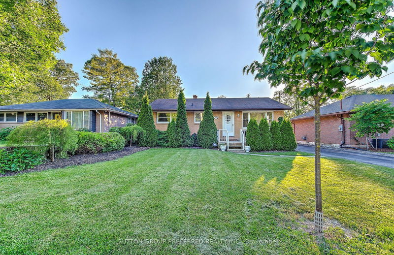 home for sale on 331 Beachwood Avenue