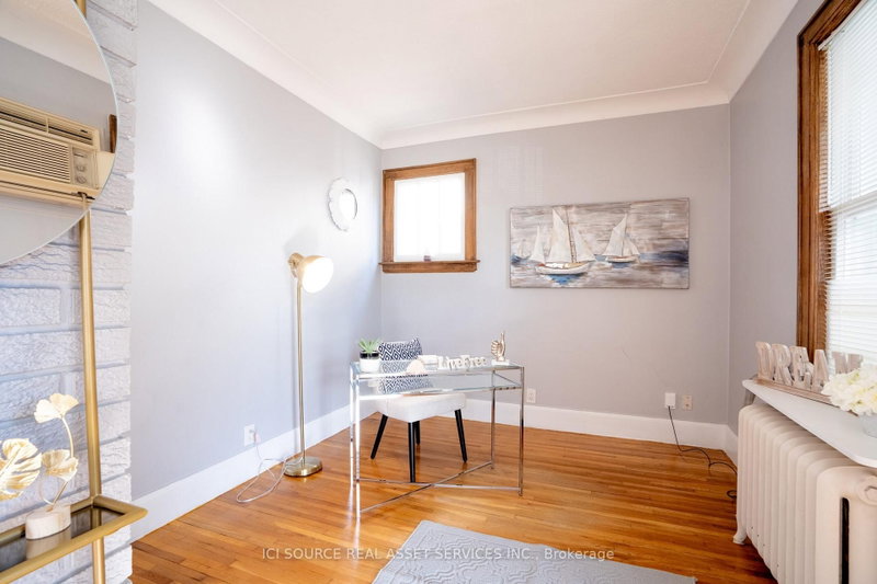 Room2