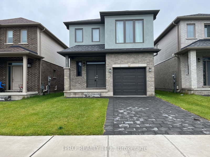home for lease on 3879 Auckland Avenue