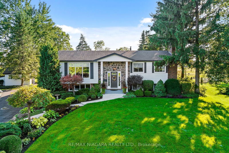 home for sale on 7 Thorncrest Road