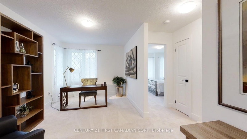 42 JULIE Cres, London South, N5Z 3X4 | Image 3