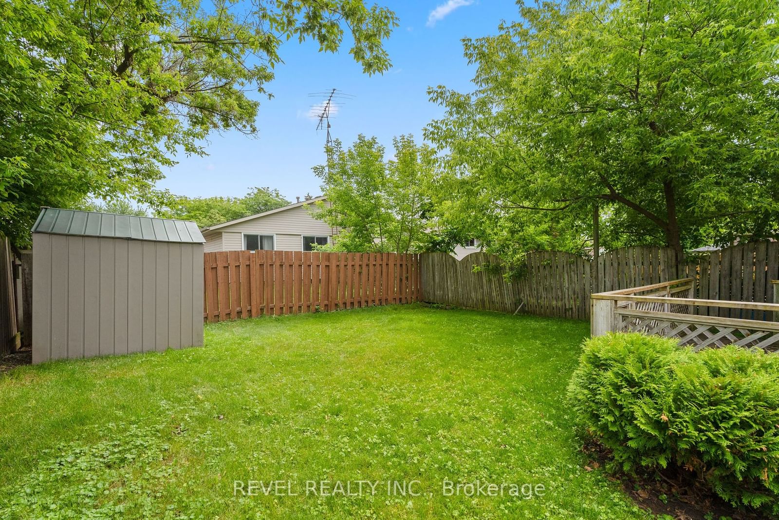 Listing Image 7
