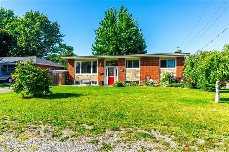 home for sale on 173 Victoria Avenue