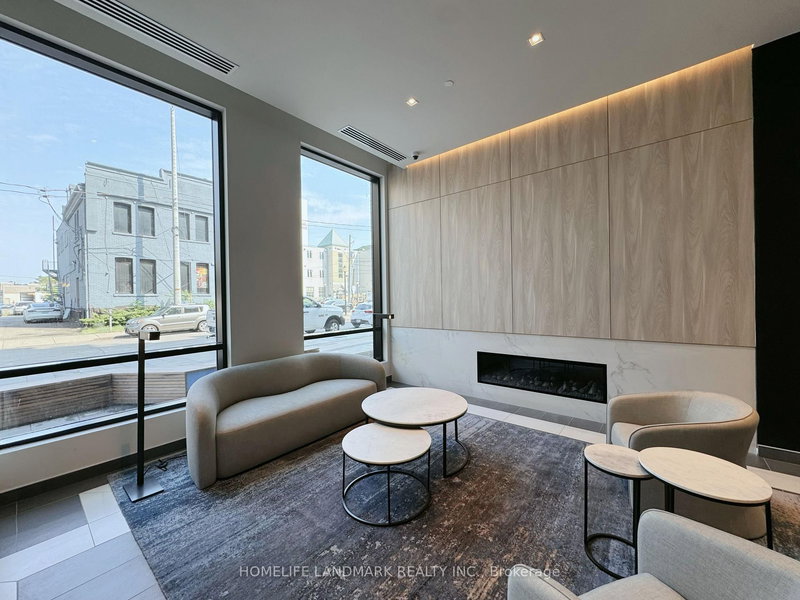 909 - 1 Jarvis St E, Hamilton, L8R 3J2 | Image 3