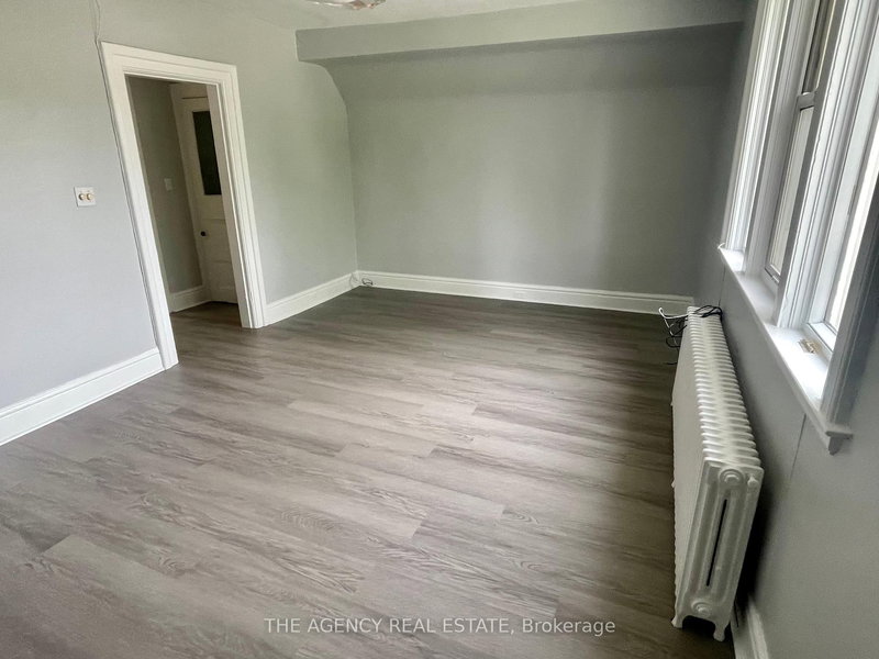 Upper - 281 Hill St, London East, N6B 1E1 | Image 2