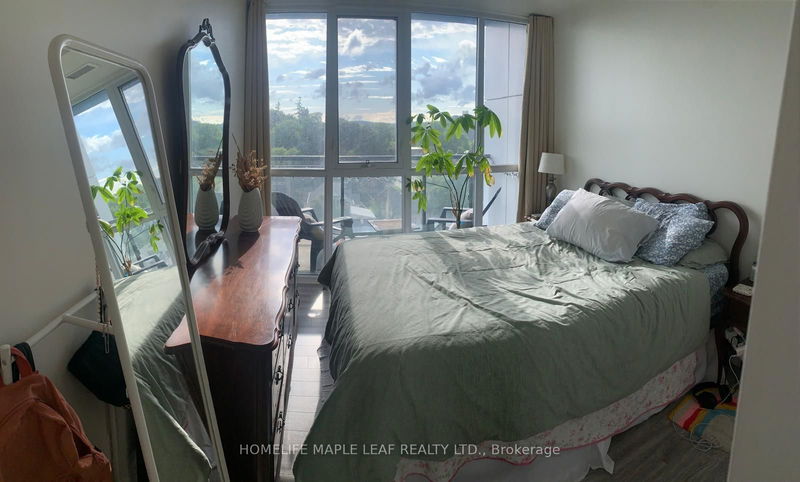 home for lease on 611-128 King Street N