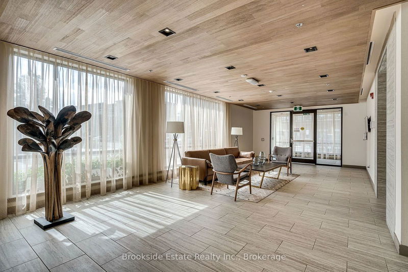 home for sale on 202-40 ESPLANADE Lane