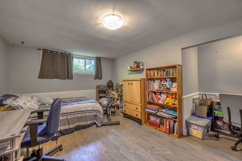 595 Dufferin Ave  London, N6B 2A5 | Image 27