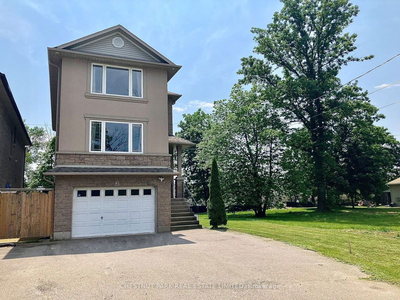home for sale on 3 Trillium Avenue
