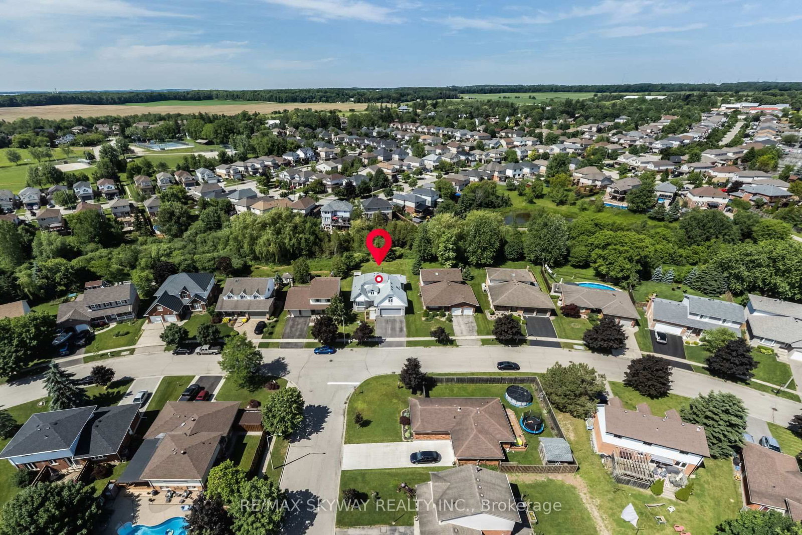 Listing Image 9