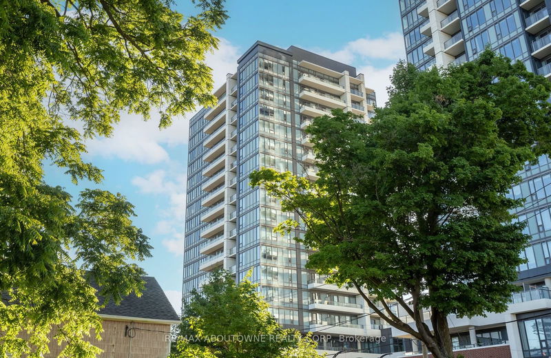 home for lease on 1407-5 Wellington Street S