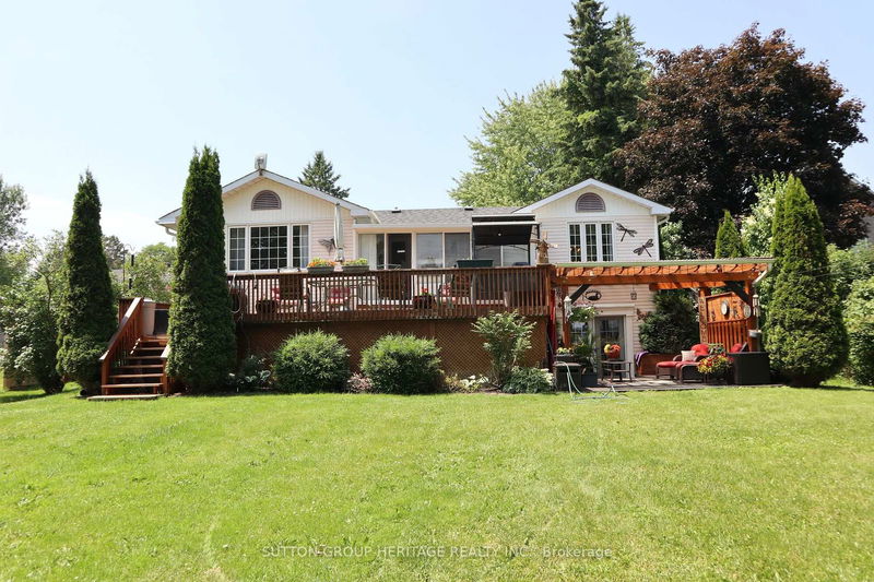 6 Lawrence St S Smith-Ennismore-Lakefield, K9J 6X3 | Image 1