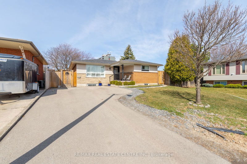 home for lease on 2-2 Bellingham Drive