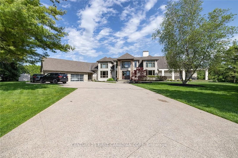 60 Sir Robert Pl, Middlesex Centre, N0M 1C0 | Image 2