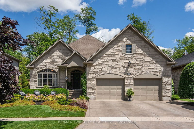 home for sale on 85 Laschinger Boulevard