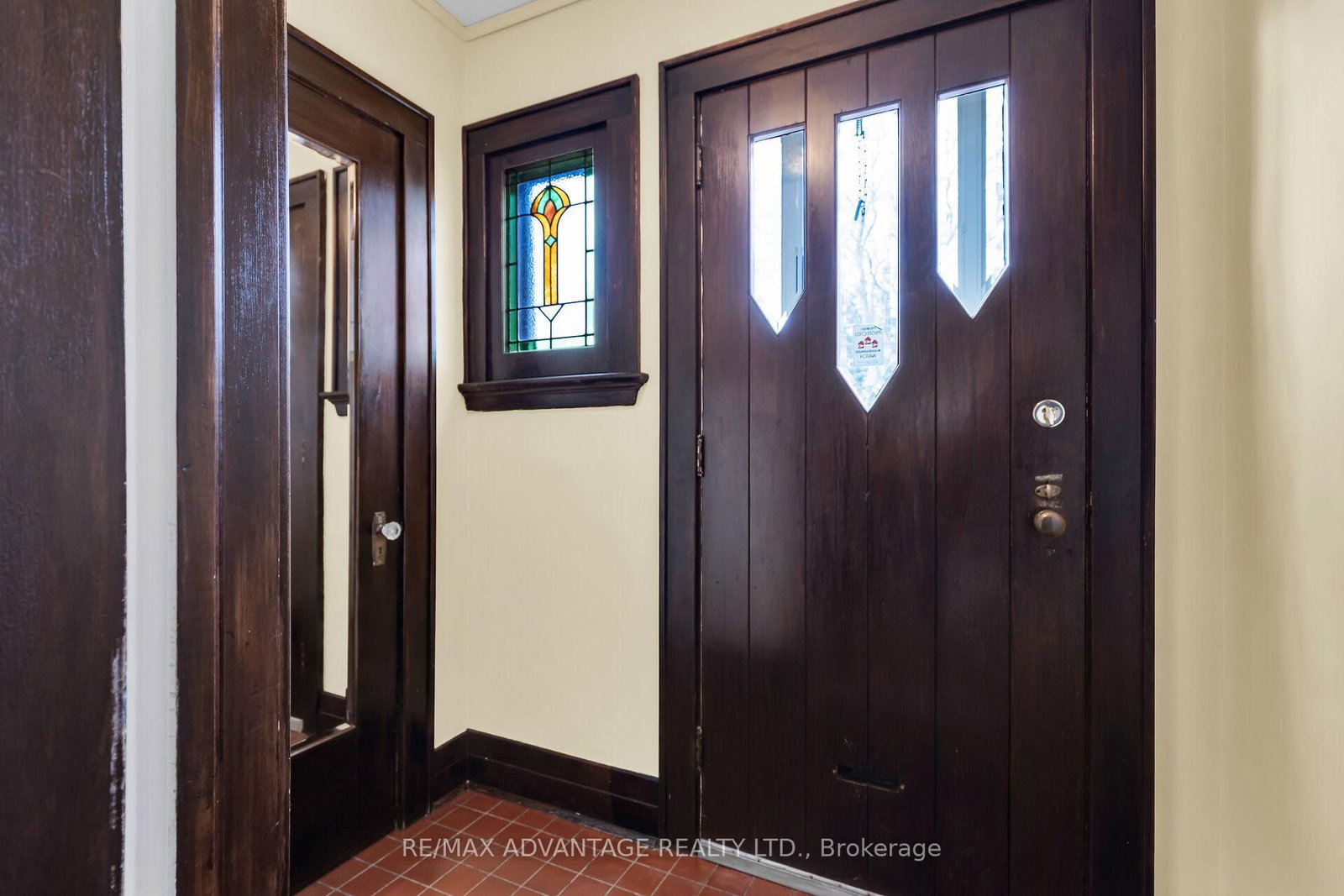 Listing Image 9