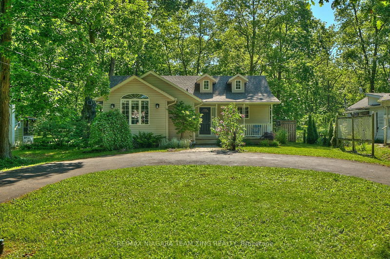 home for sale on 556 Prospect Point Road N
