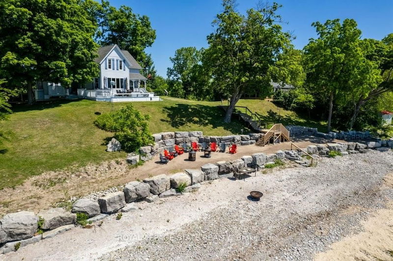 697 Sandy Bay Rd, Haldimand - Dunnville image-0-0