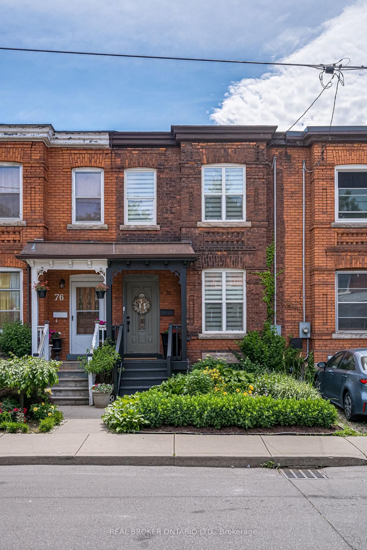 Listing Image 3