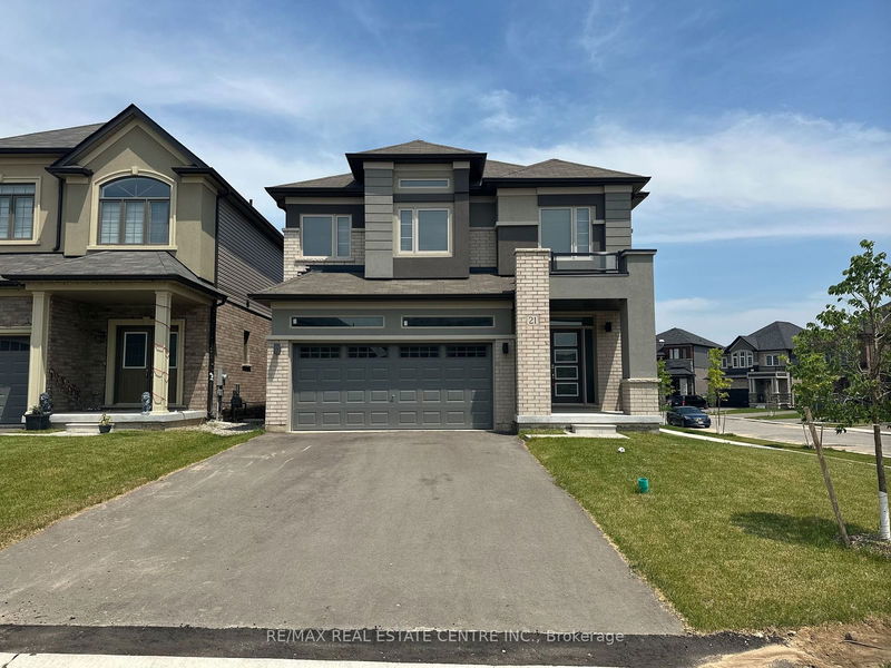 home for lease on 21 Brewis Street