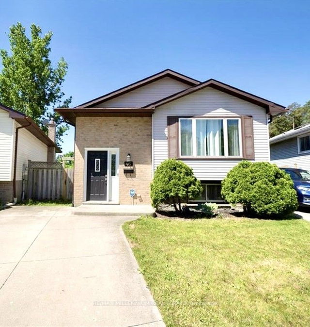 Bsmt - 46 Caprice Crescent