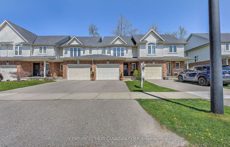 home for sale on 821 Silverfox Crescent