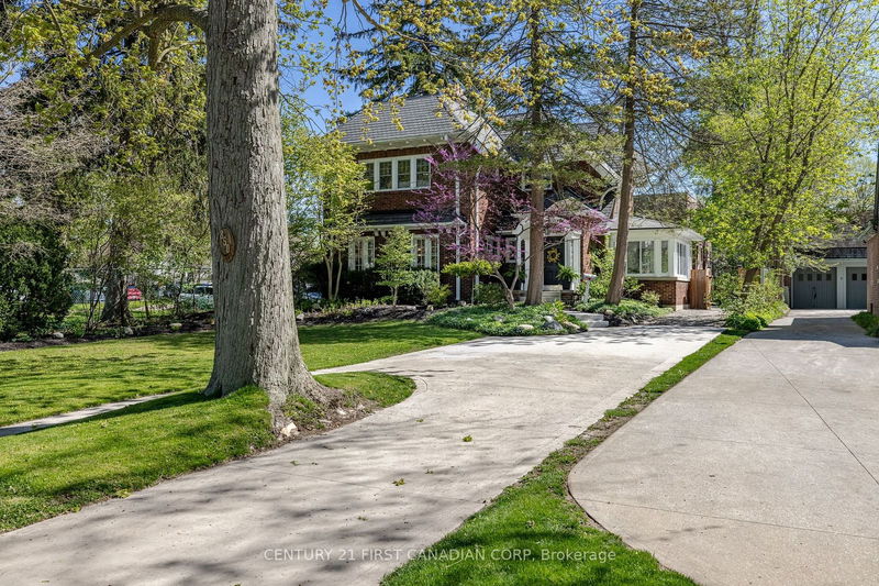 home for sale on 850 Waterloo Street